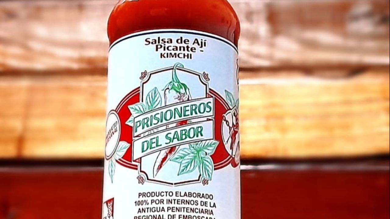 Fábrica de salsa gourmet en el corazón de la cárcel